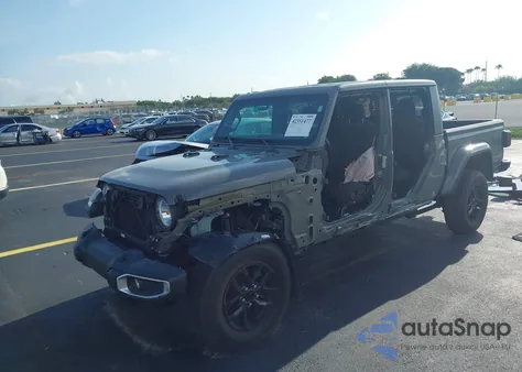 2021 Jeep Gladiator Texas Trail 4X4 z USA, uszkodzony, nr VIN 1C6HJTAG4ML624568